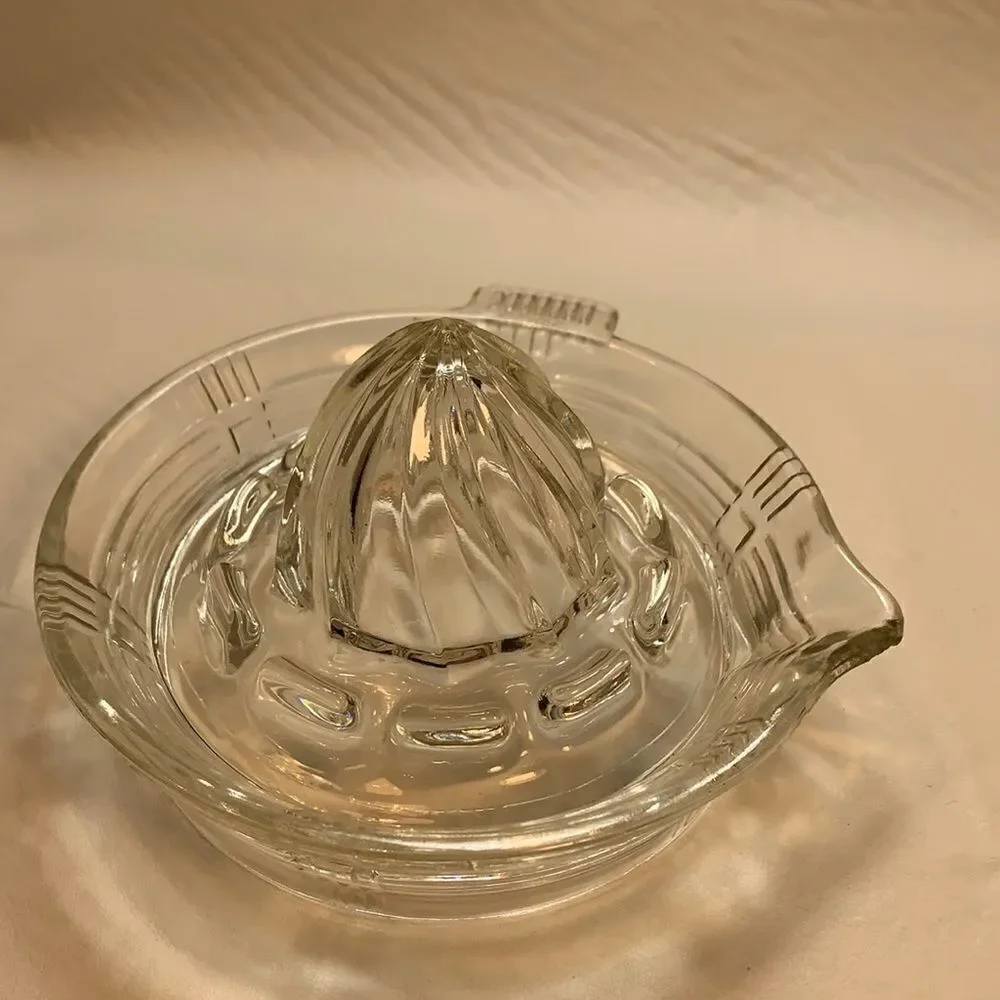 Vintage Depression Glass Citrus Juicer Reamer